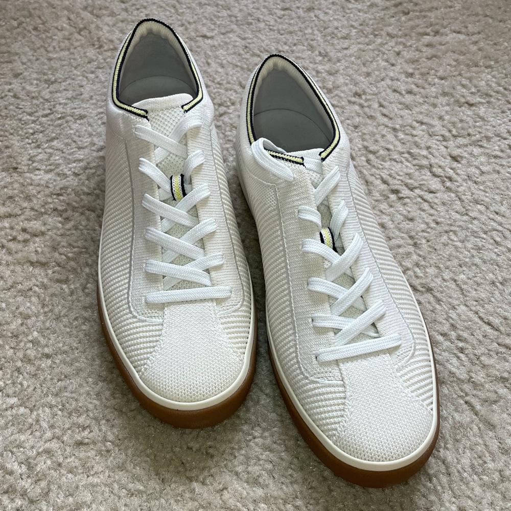 Rothy’s Vanilla Lace Up Sneakers